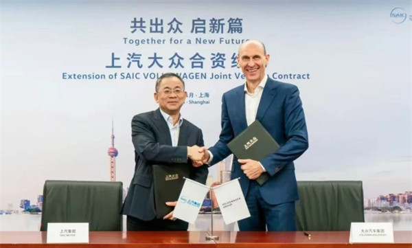 汽车强国路上，步履不停的上汽