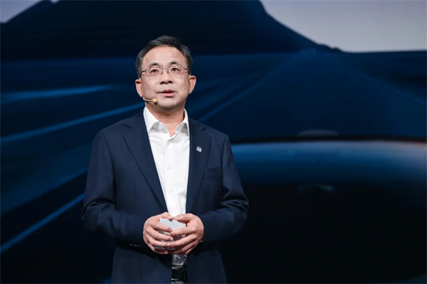诸神乱战下，上汽以厚度重塑"老大"担当