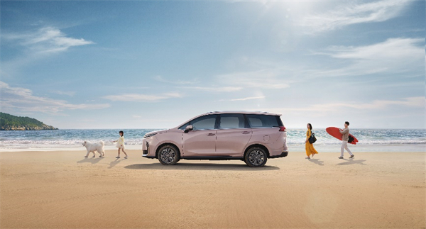 全球唯一10万级混动MPV——上汽大通 G50 混动上市，售价13.98万起